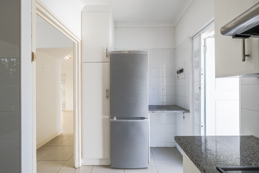 To Let 3 Bedroom Property for Rent in Summerstrand Eastern Cape